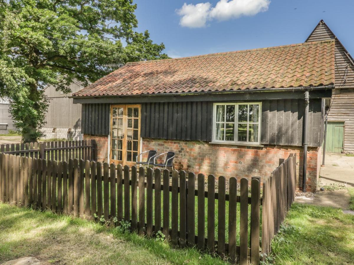 The Bull Pen Villa Eye  Eksteriør bilde